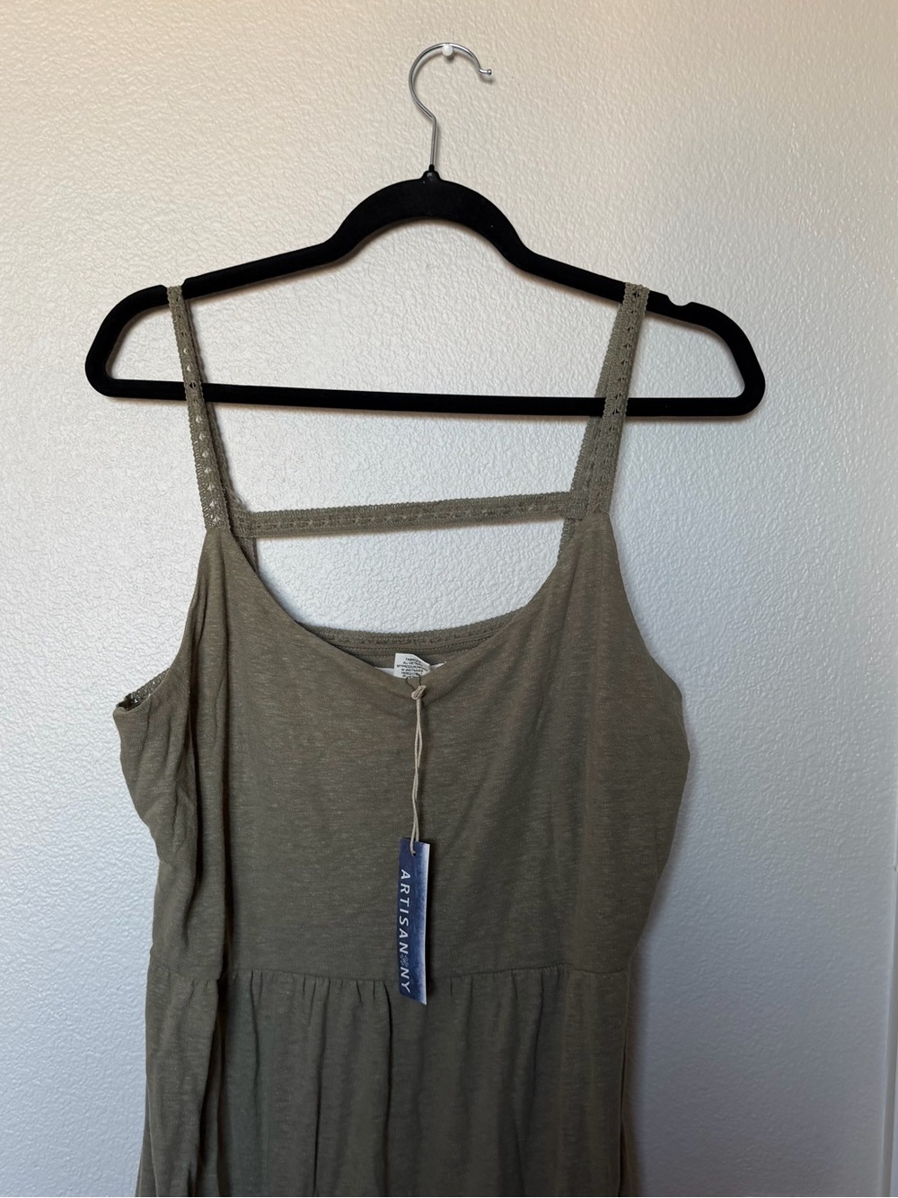 Artisan NY Olive Sleeveless Midi Dress